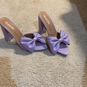 Illude Lavender Bow Block Heel Mules